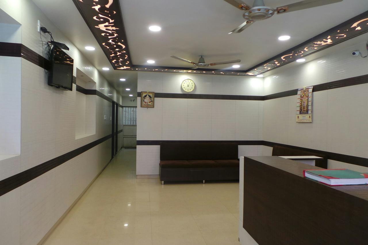 Hôtel Manjusri Paradise à Bangalore Extérieur photo
