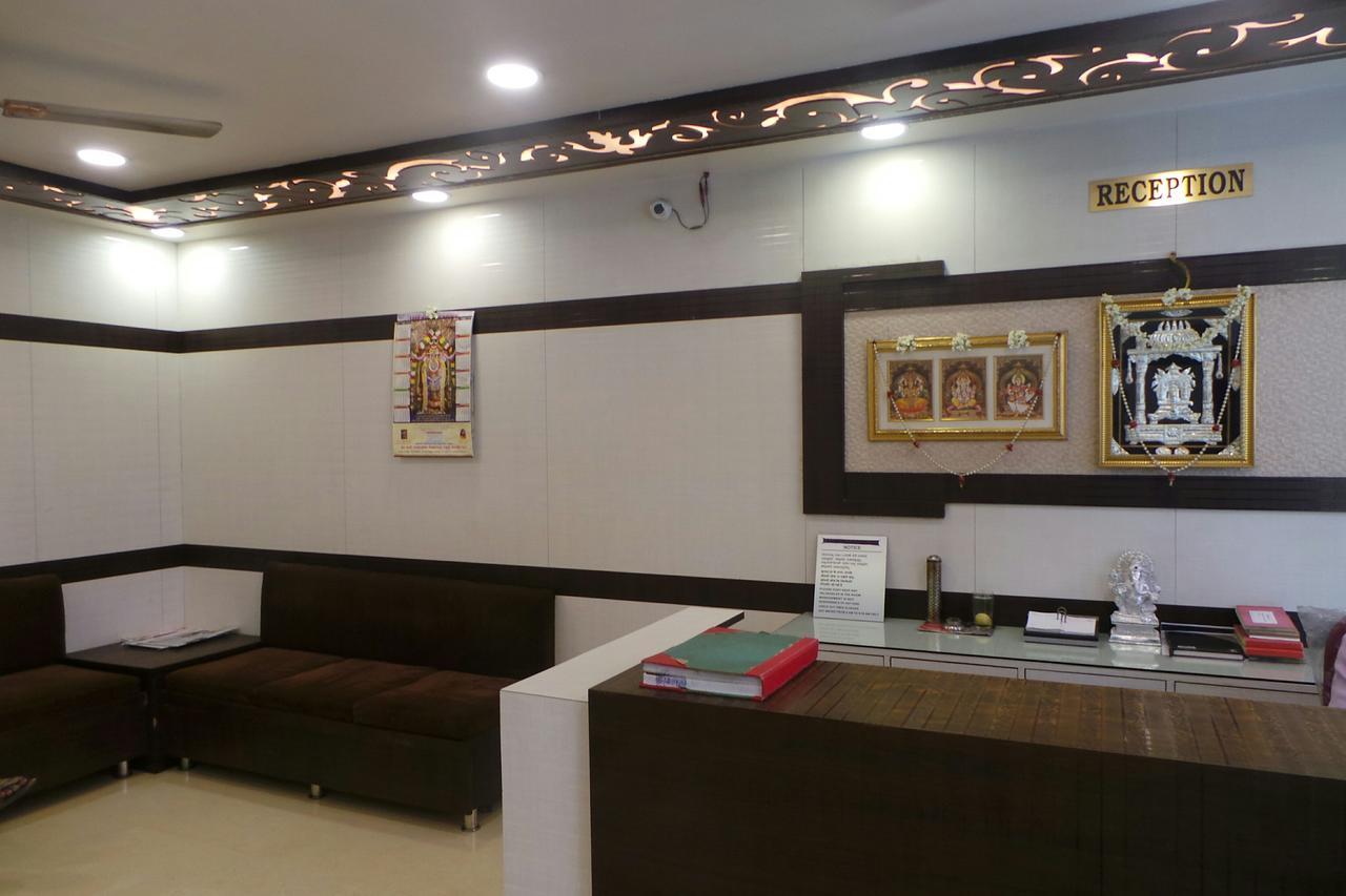 Hôtel Manjusri Paradise à Bangalore Extérieur photo
