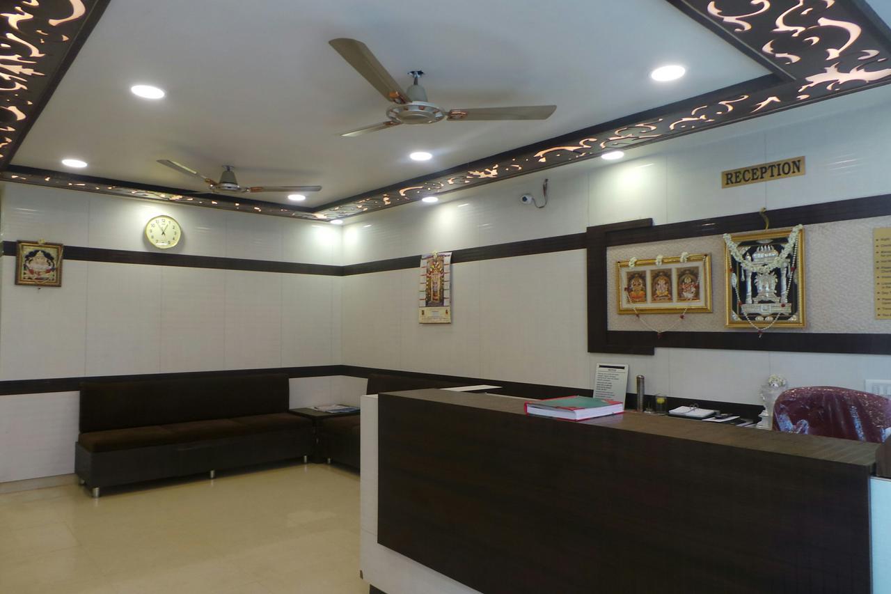 Hôtel Manjusri Paradise à Bangalore Extérieur photo